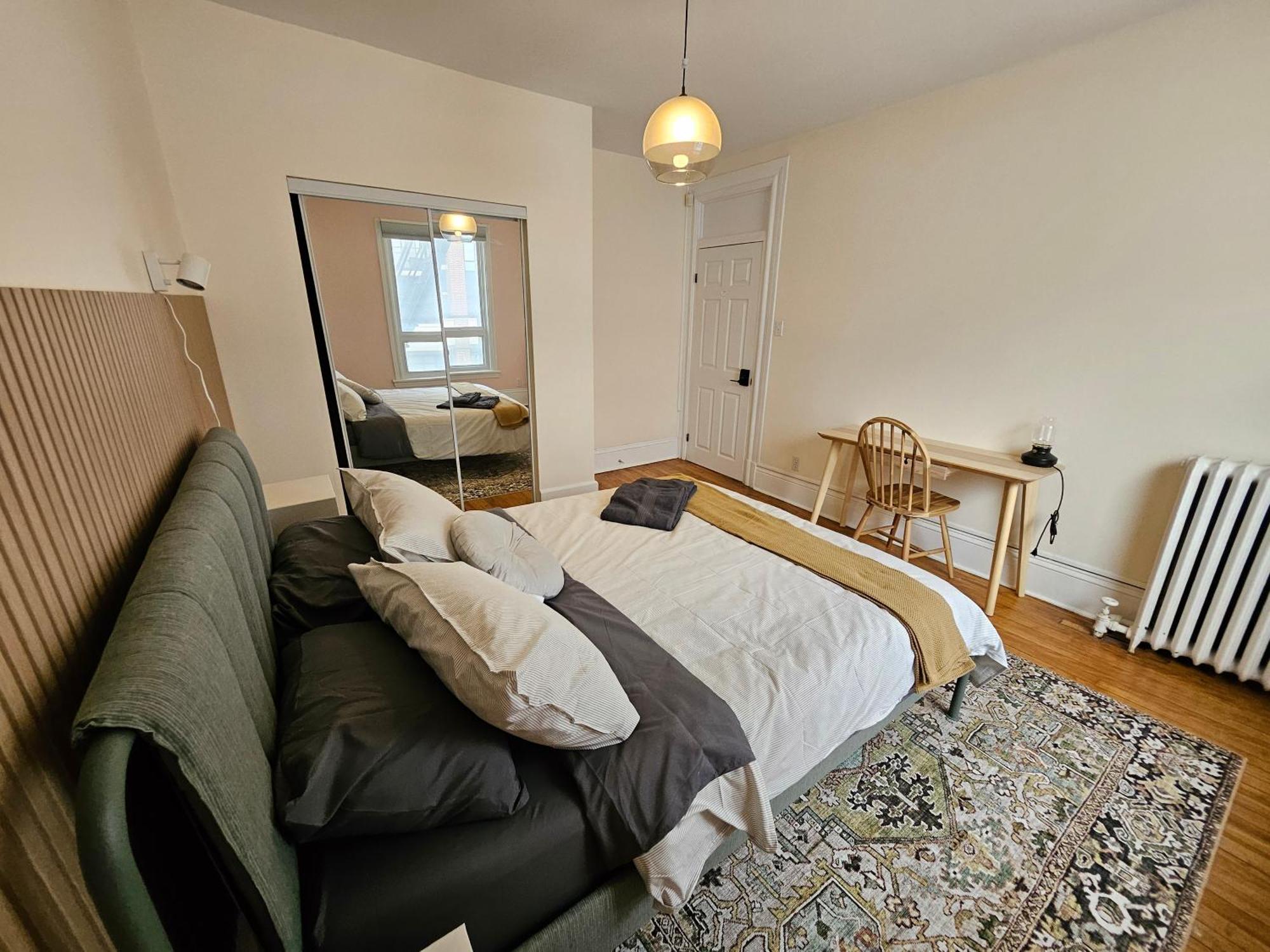 Ottawa Downtown Cozy Guesthouse エクステリア 写真