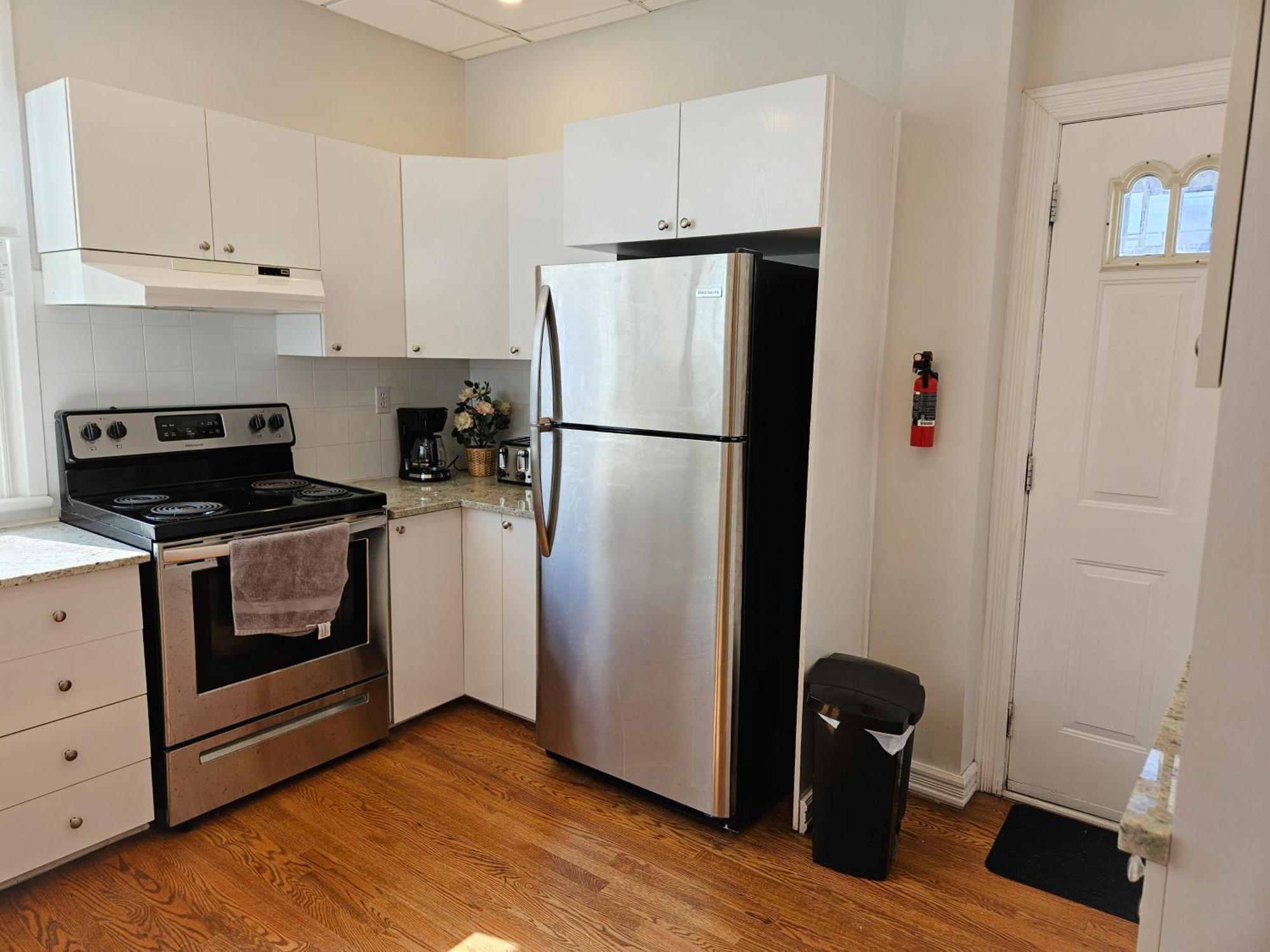 Ottawa Downtown Cozy Guesthouse エクステリア 写真
