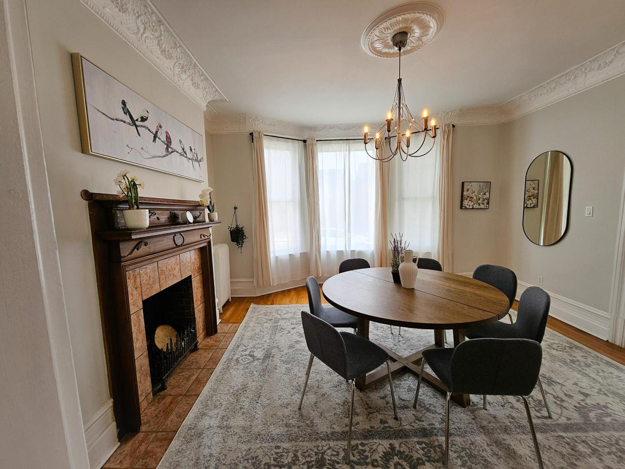 Ottawa Downtown Cozy Guesthouse エクステリア 写真